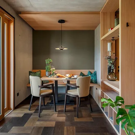 Blaekat Apartment *